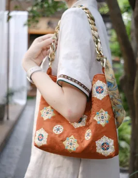 Chinese Art Totebag: Clementine